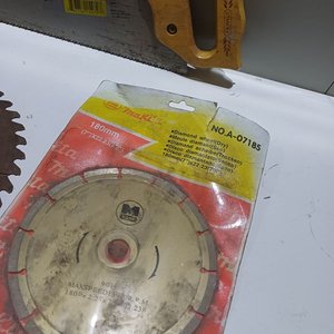 Serrucho Stanley y Discos Diamantados Irwin y Makita - imagen 4
