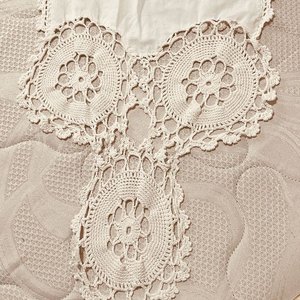 2 Manteles y 2 Caminos de Mesa Bordados Blancos y con Cinta - imagen 7