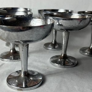 Lote anterior: Juego de 6 Copas de Platina Estilo Vintage