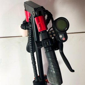 Monopatín Eléctrico "OnStyle" con Cargador y Casco - imagen 4