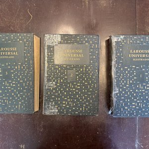 Lote anterior: Tomos Larousse Universal Ilustrado Completo