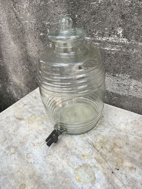 Botella de vidrio con tapa y canilla de bronce - imagen 6