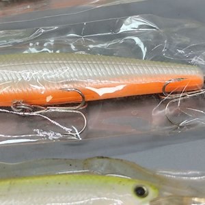 Lote de 3 Señuelos de Pesca Tipo Minnow - imagen 4