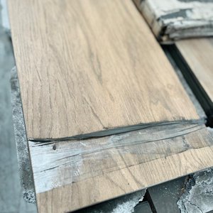 Lote de Porcelanatos Importados para Construcción - imagen 2