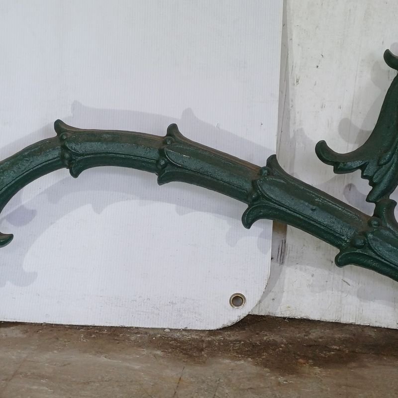Brazo de farol antiguo en hierro fundido para decoración - imagen 9