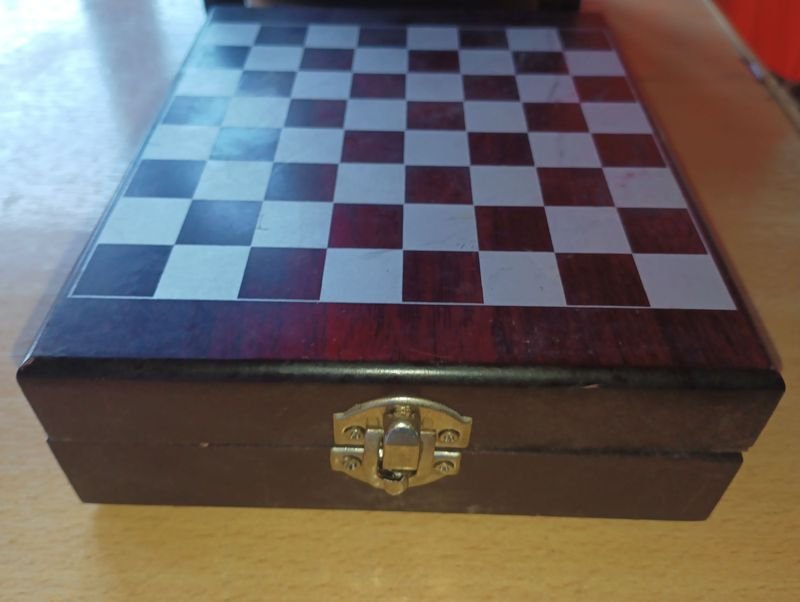 Juego de ajedrez de mesa en excelente condición - imagen 3