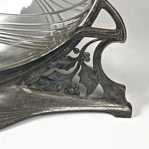 Centro de Mesa Art Nouveau WMF con Depósito de Cristal Tallado - imagen 4
