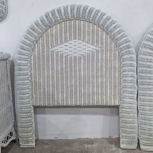 Mesa de Noche de Mimbre Blanco con Vidrio y 2 Respaldos de 1 Plaza - imagen 2