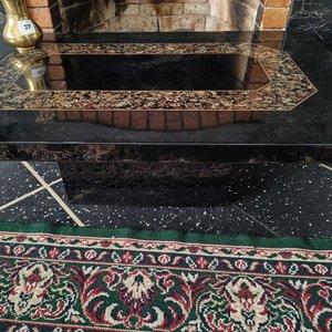 Lote siguiente: Mesa Ratona Moderna Madera Laqueada Negra con Detalles Dorados