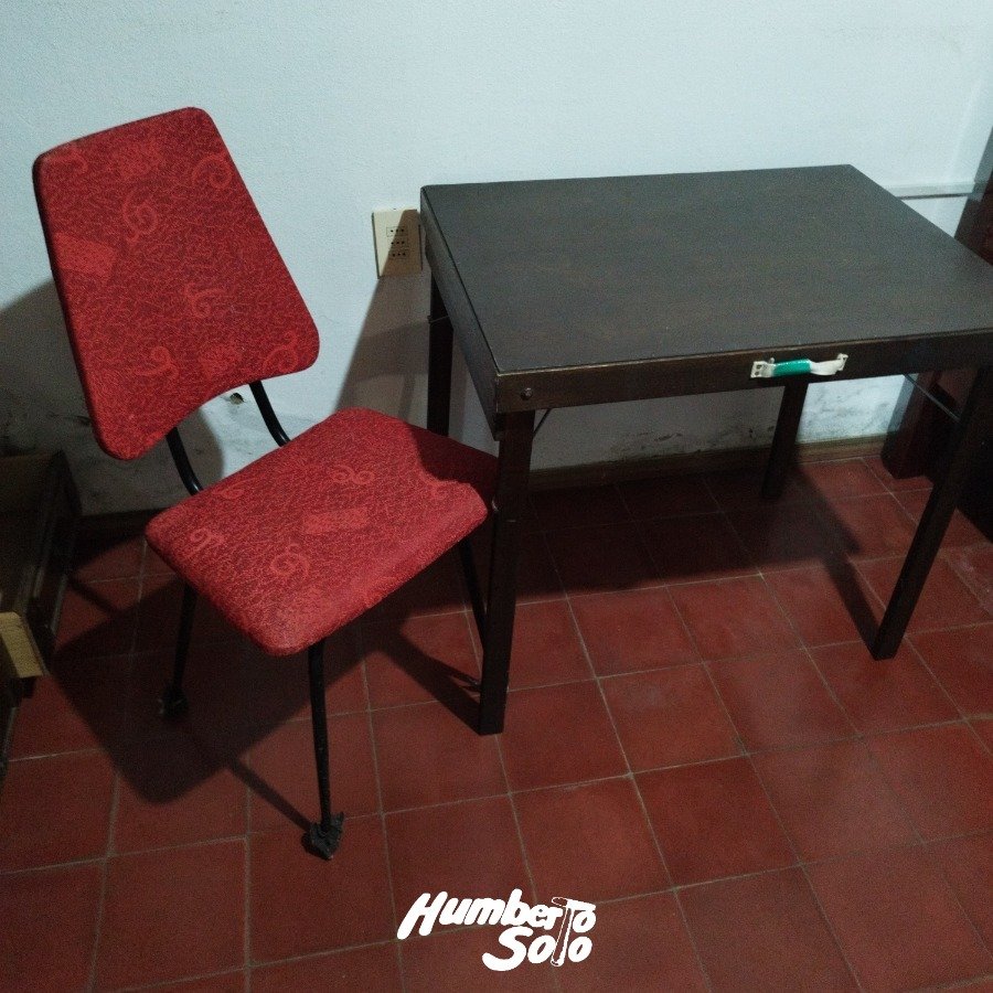 Mesita plegable y Silla