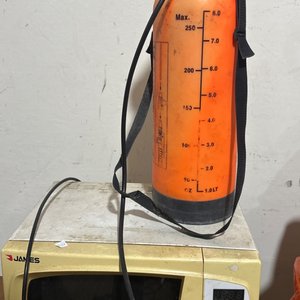 Lote anterior: Microondas James y Fumigador Naranja