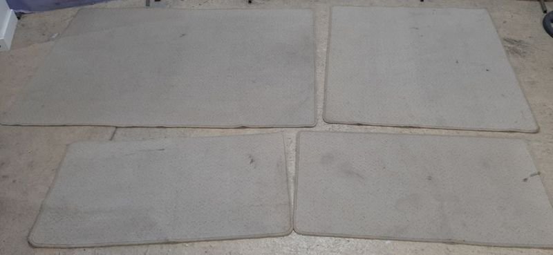 Lote siguiente: Alfombras beige de alta calidad
