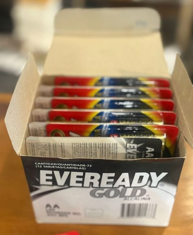 Lote siguiente: Baterías Eveready Alcalinas AA X6 - Nuevas y sin usar