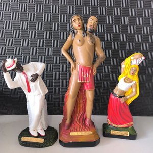 Lote siguiente: Trinidad de Figuras Religiosas Umbanda y Quimbanda: Exu 2 Cabezas, Pomba Gira y Exu "Malandro"