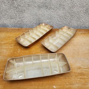 Lote anterior: Bandejas para Hielo de Aluminio y Plástico
