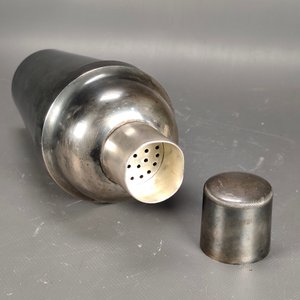 Set de Metal: Coctelera, Jarra y Recipiente para Té - imagen 13