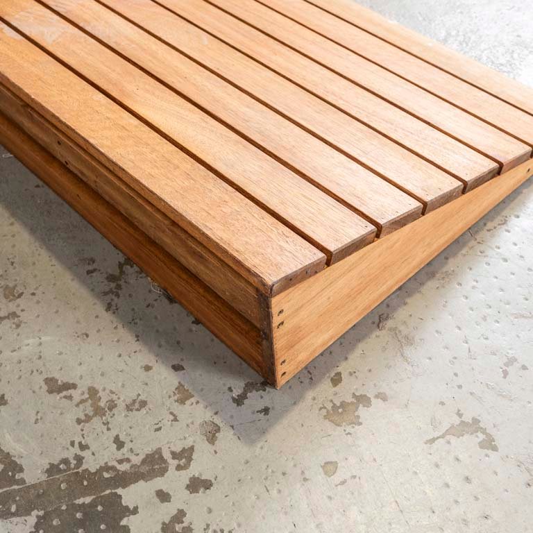 Item 2111066 - Image 1