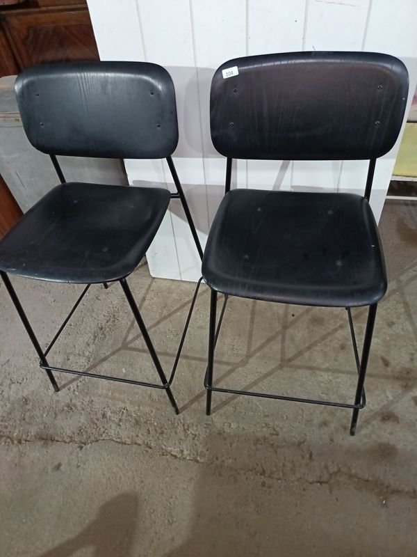 Par de Banquetas Altas Modernas Negras