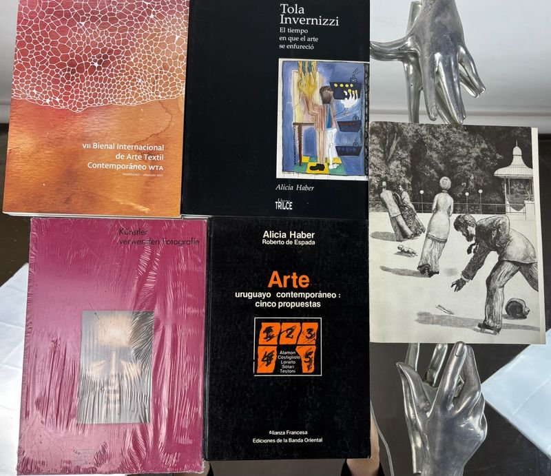 Lote anterior: Colección de libros de arte contemporáneo y fotografía