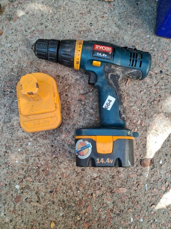 Item 886476 - Image 0