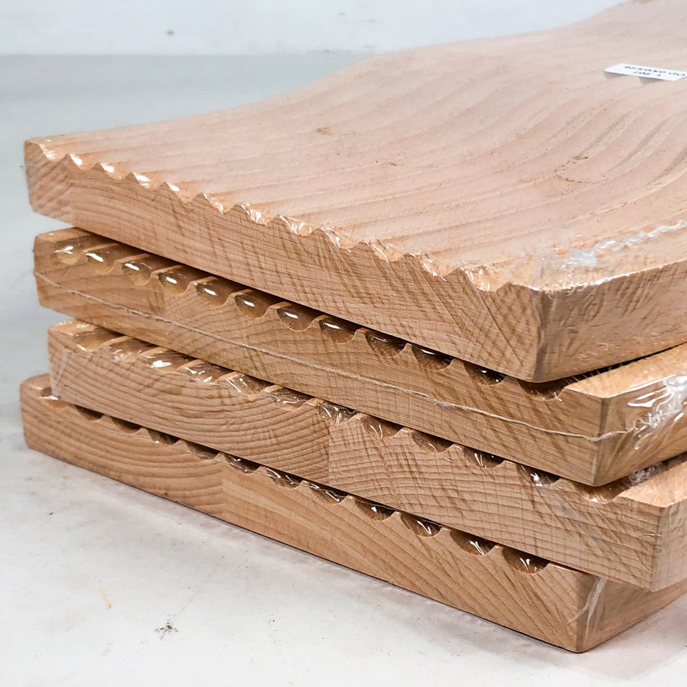Cuatro tablas de madera en buen estado - imagen 3