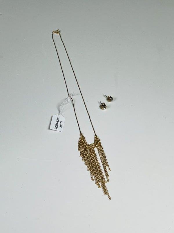 Conjunto de Gargantilla y Par de Aretes Enchapados en Oro - imagen 1