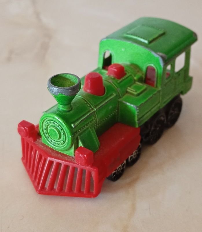 Locomotora MAJORETTE en metal (fabricación francesa) - Juguetes - imagen 4