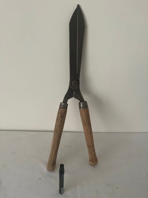 Tijeras de podar de madera y metal - imagen 3