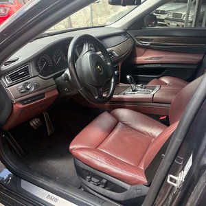 BMW 740I Sedan 4 Puertas 2011 Automático Nafta - imagen 11