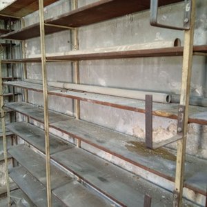 Estantería Metálica Industrial con 9 Estantes y Ángulos Suplementarios - imagen 2