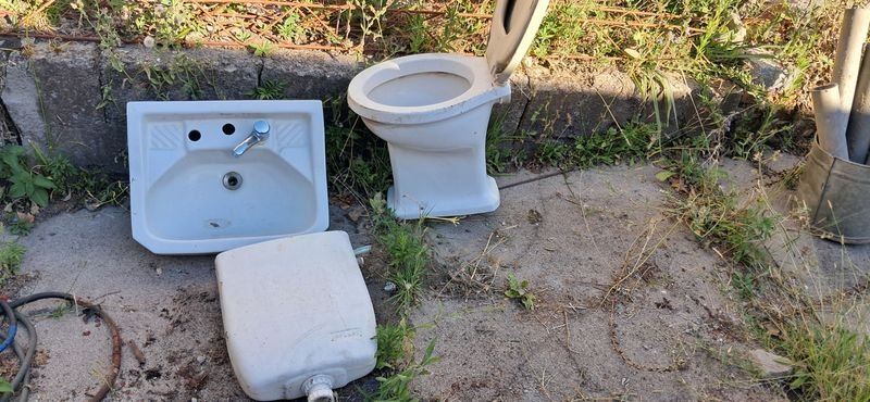 Item 881032 - Image 3