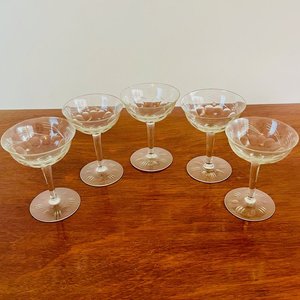 Juego de 11 Copas de Champagne Antiguas Talladas - imagen 3