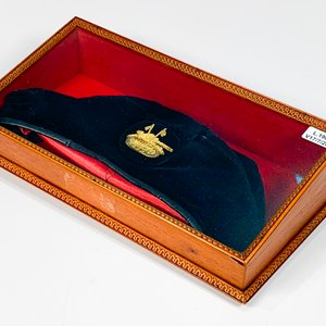 Boina del Ejército Argentino con Insignia de Tanque Bordada en Vitrina - imagen 3