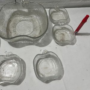 Ponchera y 6 Compoteras de Vidrio Prensado Diseño Manzana - imagen 6