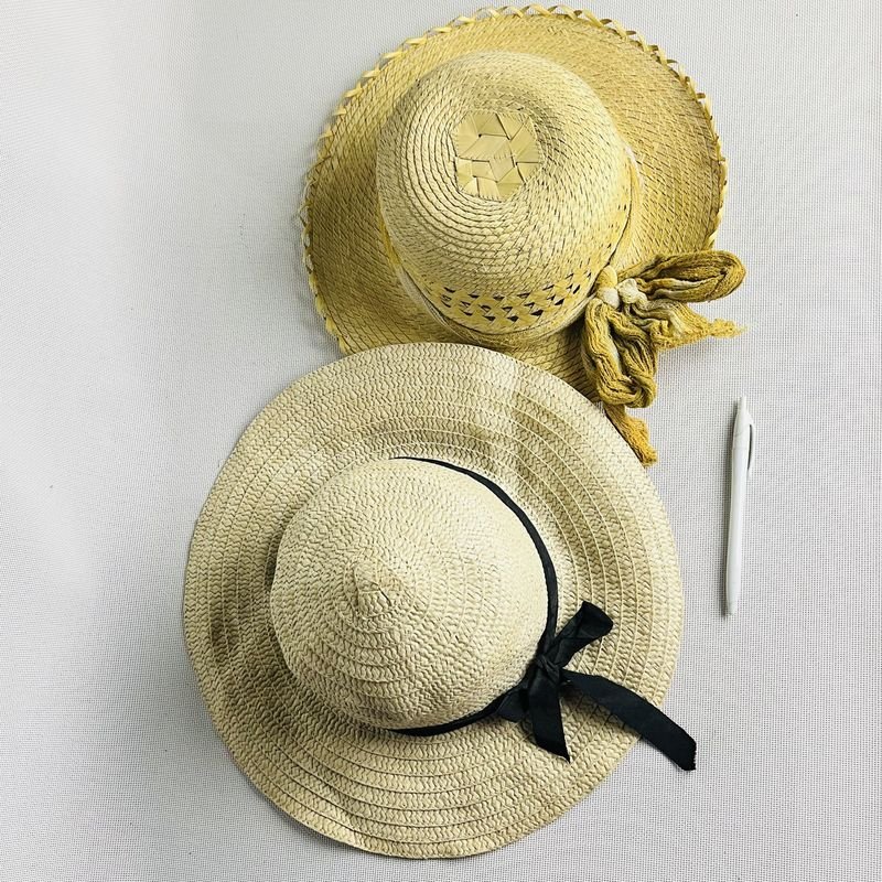 Lote siguiente: Dos sombreros para dama de excelente calidad