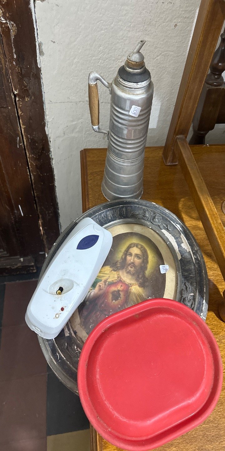 Termo Metálico con Imagen Religiosa y Dispensador