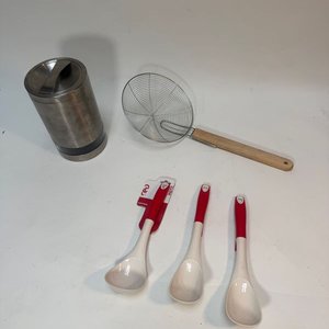 Set de Cucharones y Espumadera de Acero y Vidrio - imagen 2