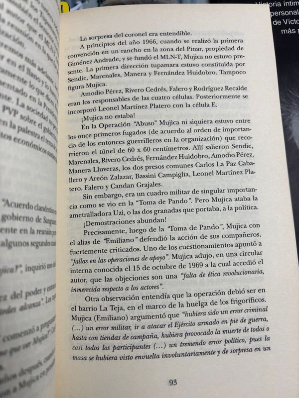 Colección de libros sobre política, historia y sociedad argentina - imagen 14