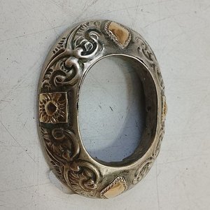 Aro para Rastra en Metal Plateado con Bronce y Motivos Gauchescos - imagen 1