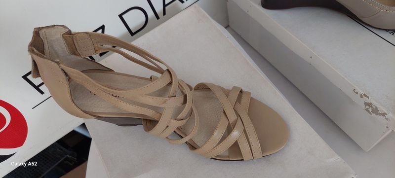 Zapatos de tacón alto en cuero - imagen 5