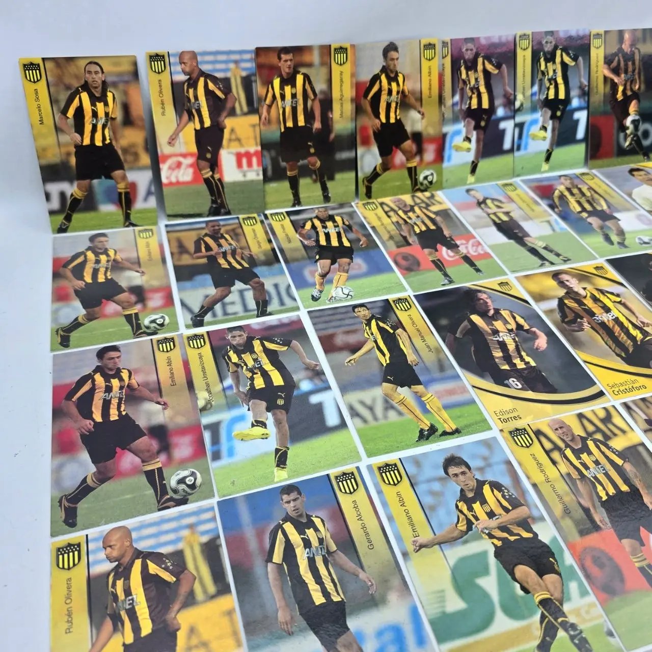 Lote # 40
Tarjetas de futbol, x42
PRECIO INICIAL
$400
Ver la subasta →
OFERTAR