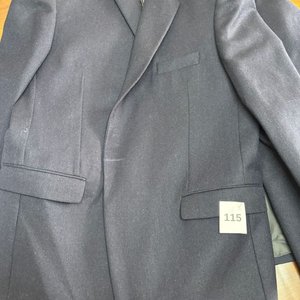 Lote siguiente: Saco Azul Marino Talle 54 Nuevo