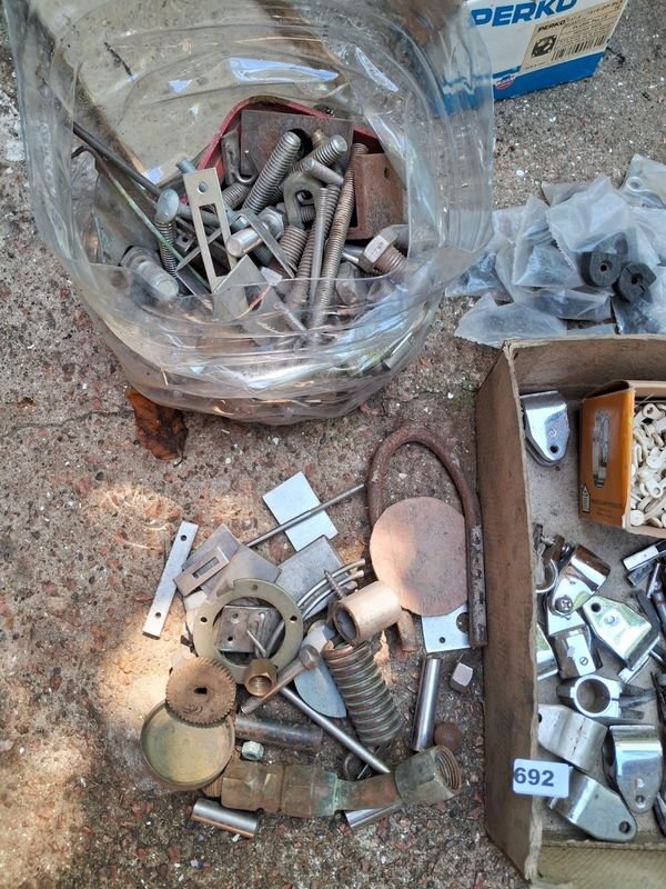 Item 886504 - Image 0