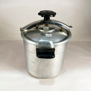 Olla a Presión de Aluminio con Perilla Negra Fisurada - imagen 3