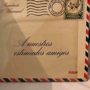 Lote anterior: Disco de Vinilo "A Nuestros Estimados Amigos" - RCA Universal 1929-1975