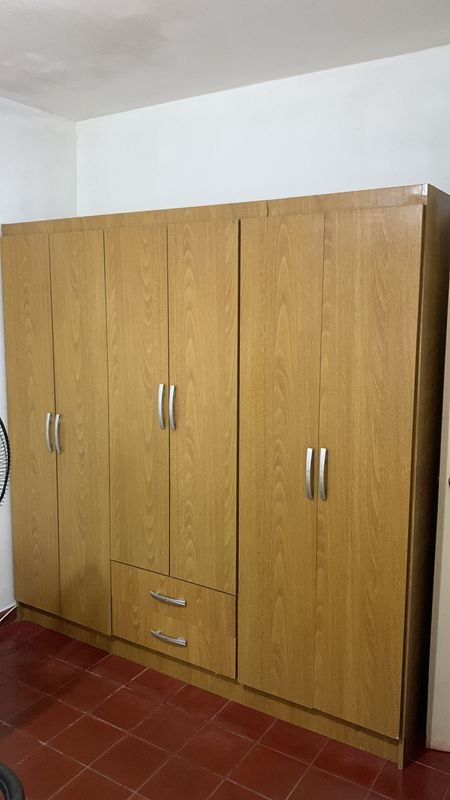 Item 892915 - Image 0