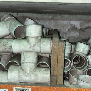 Lote anterior: Lote de Conectores y Tubos de PVC para Instalaciones