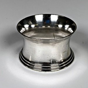 Cinco Servilleteros Christofle de Metal Plateado - imagen 5