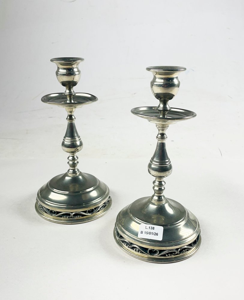 Item 487640 - Image 1