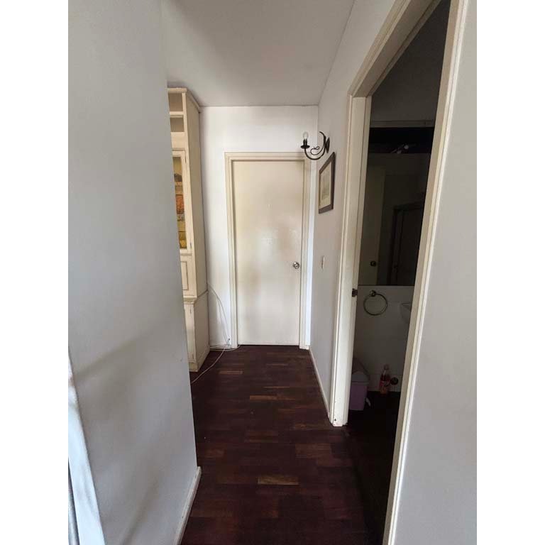 Item 2114421 - Image 11